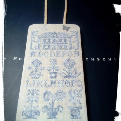 Broderie : Blue garden d'Isabelle Vautier